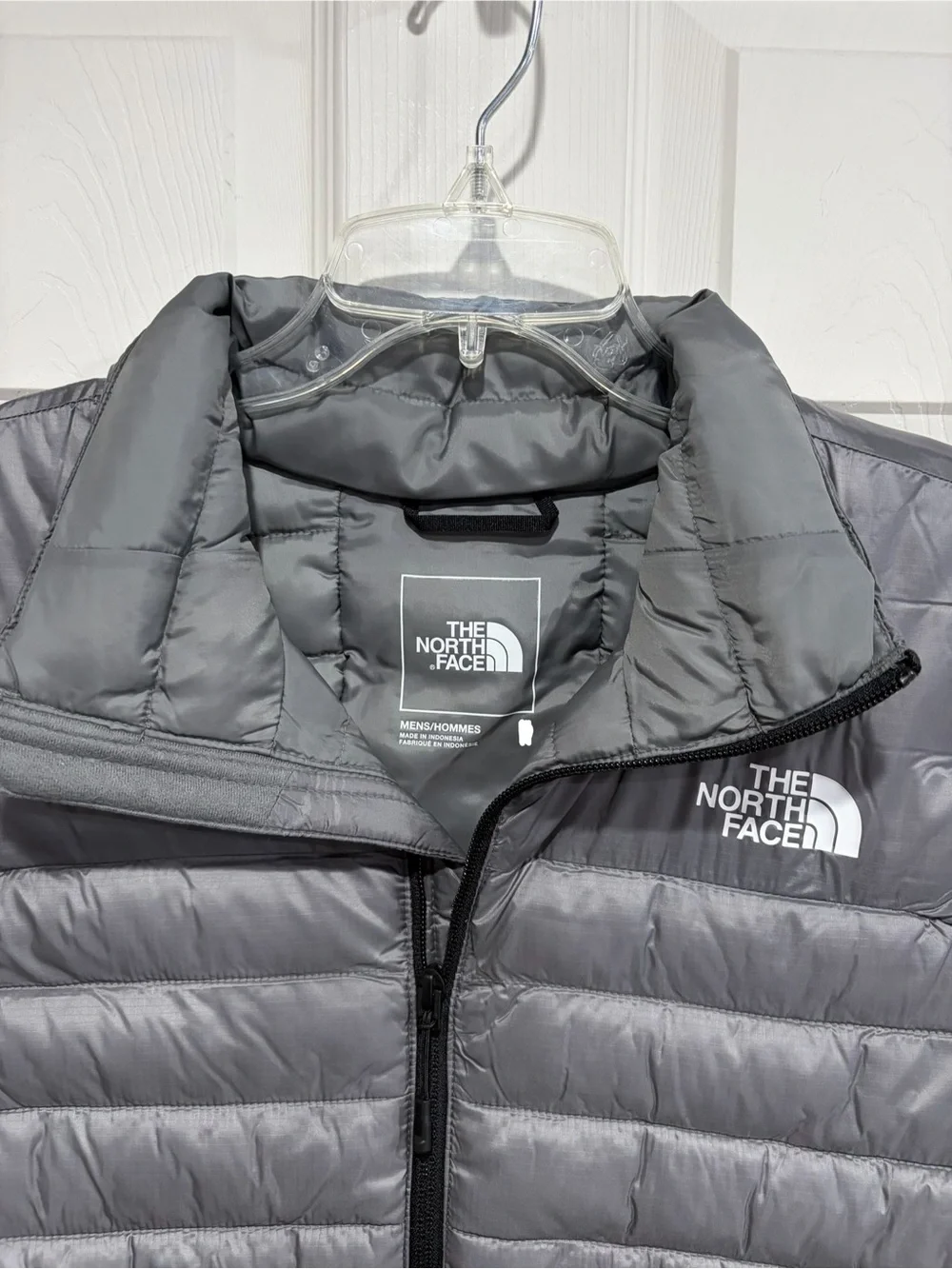 The North Face Men’s Large Terra Peak Vest Puffer NWT Insulated Grey Warm
